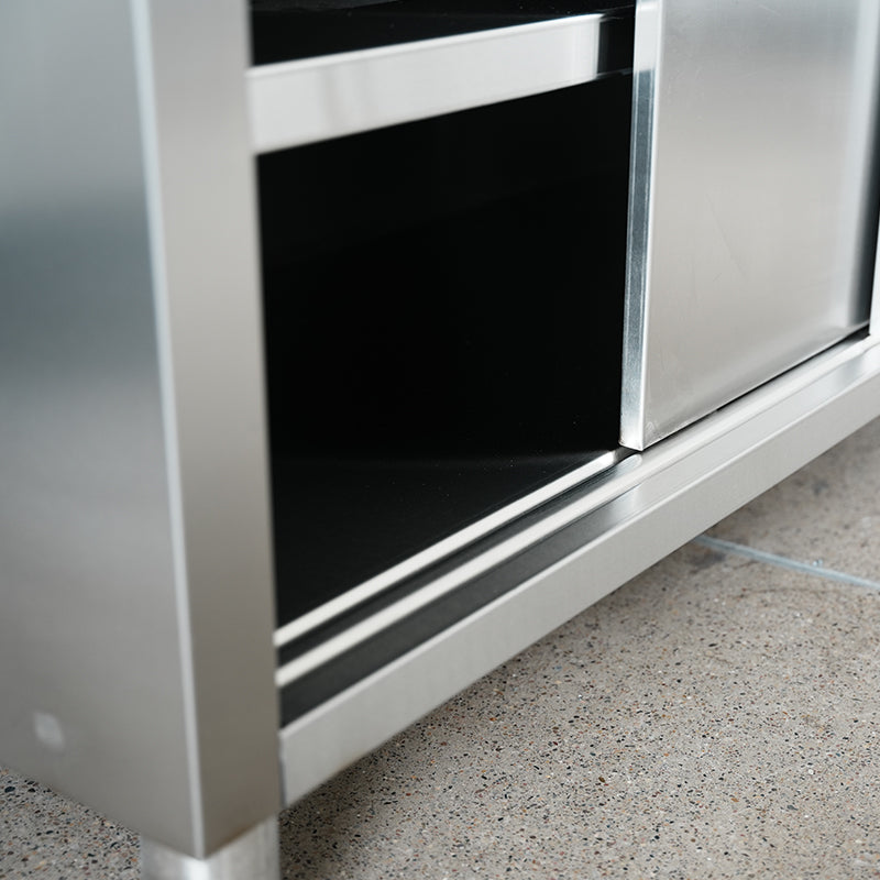 Commercial stainless steel kitchen work cabinet